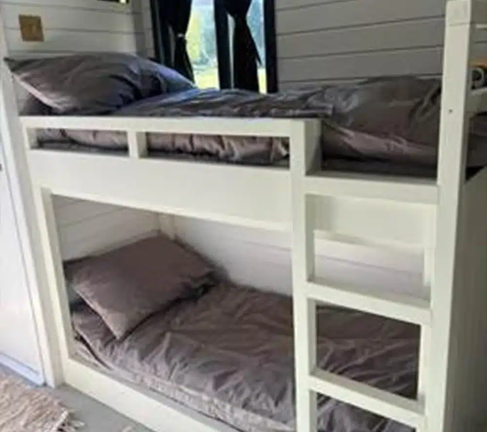 Hill Shepherds Hut 3