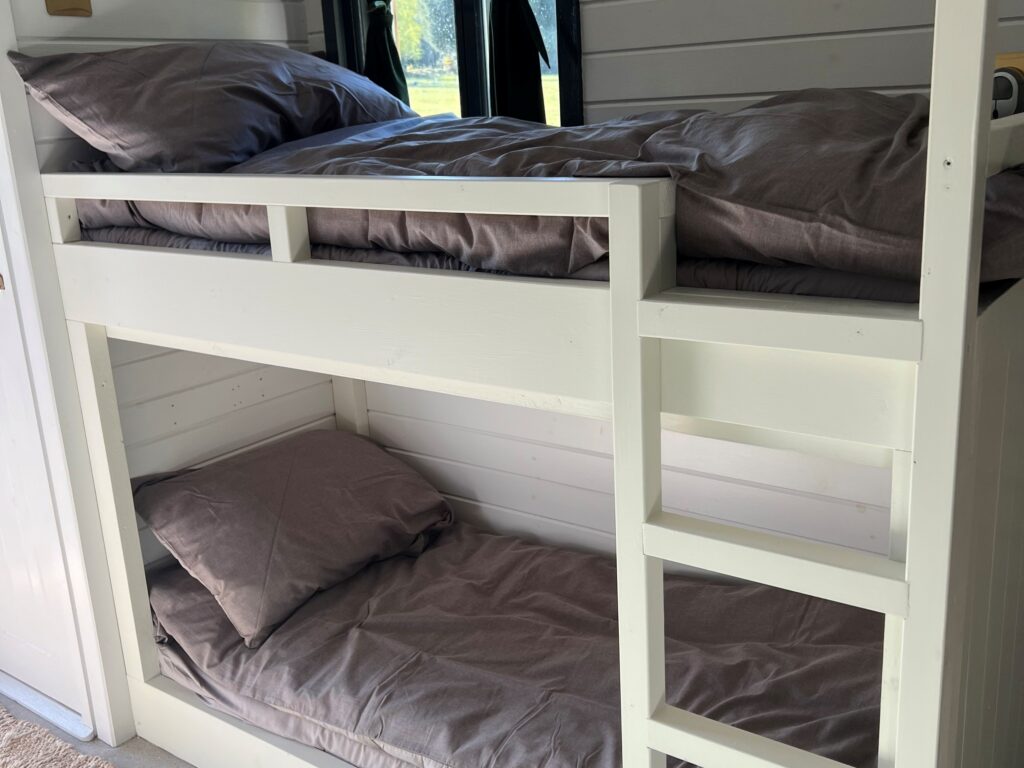 hill bunk beds